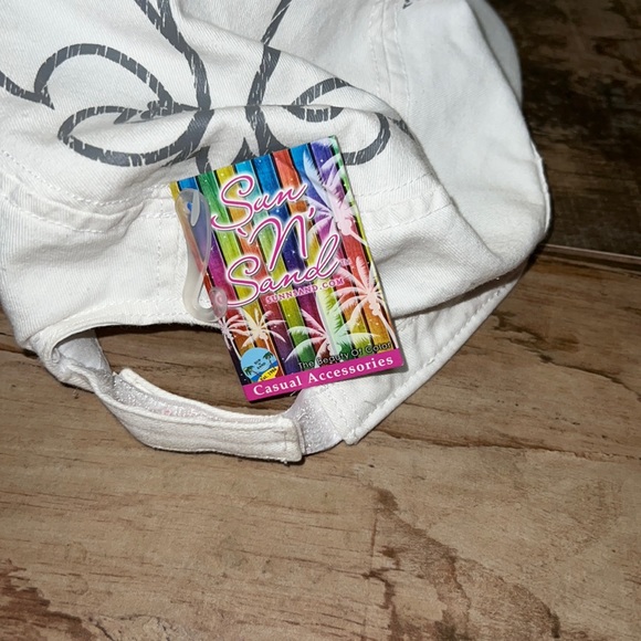 NWT distressed page boy type hat white and black. Adjustable for perfect fit. - Picture 2 of 4